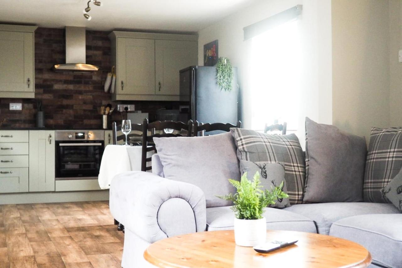 Large Cottage, Beach, Pubs Shops, Netflix, Bbq, Dog Friendly 헌맨비 외부 사진