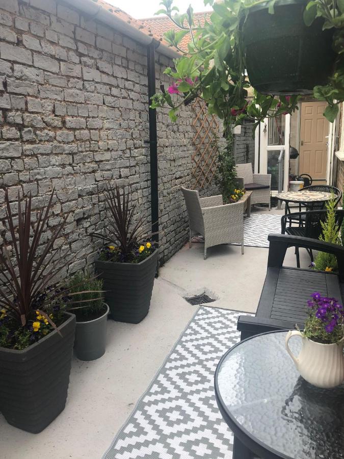 Large Cottage, Beach, Pubs Shops, Netflix, Bbq, Dog Friendly 헌맨비 외부 사진