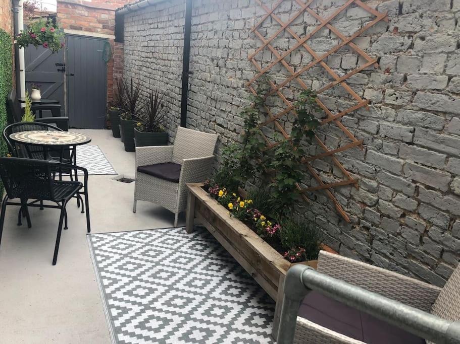 Large Cottage, Beach, Pubs Shops, Netflix, Bbq, Dog Friendly 헌맨비 외부 사진