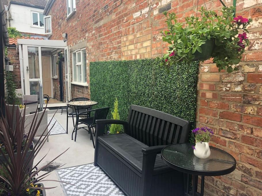 Large Cottage, Beach, Pubs Shops, Netflix, Bbq, Dog Friendly 헌맨비 외부 사진